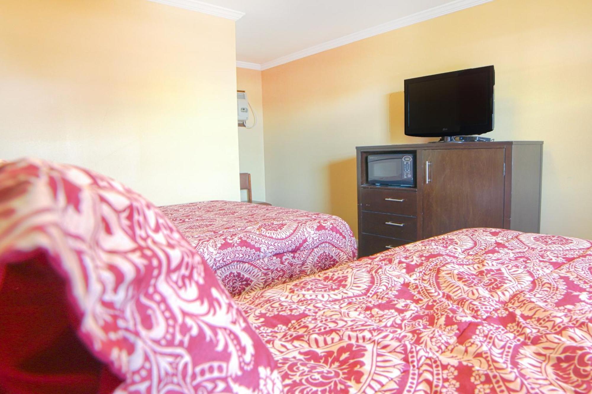 Economy Inn By Oyo Lockport Near Houma ภายนอก รูปภาพ